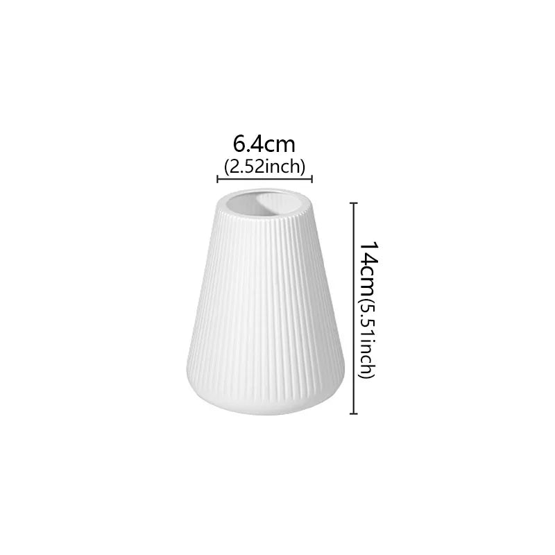 Vase Nordique Élégant en Plastique Durable – Décoration de Salon et Composition Florale - Minimaloria